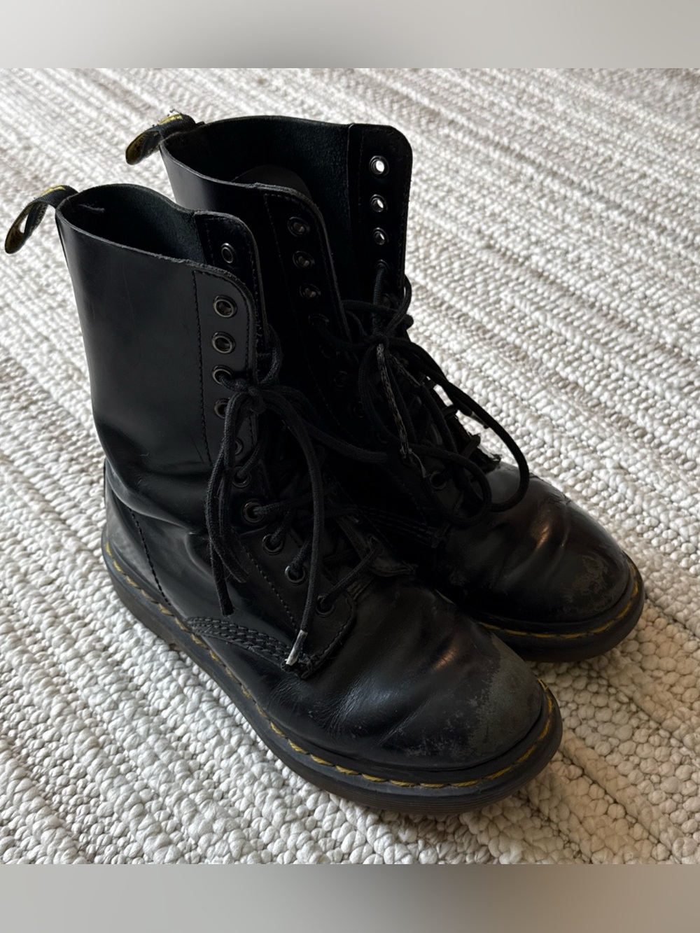 Dr. Martens Size 8 Women's Black 10-Eye Mid Calf LAce Up Combat